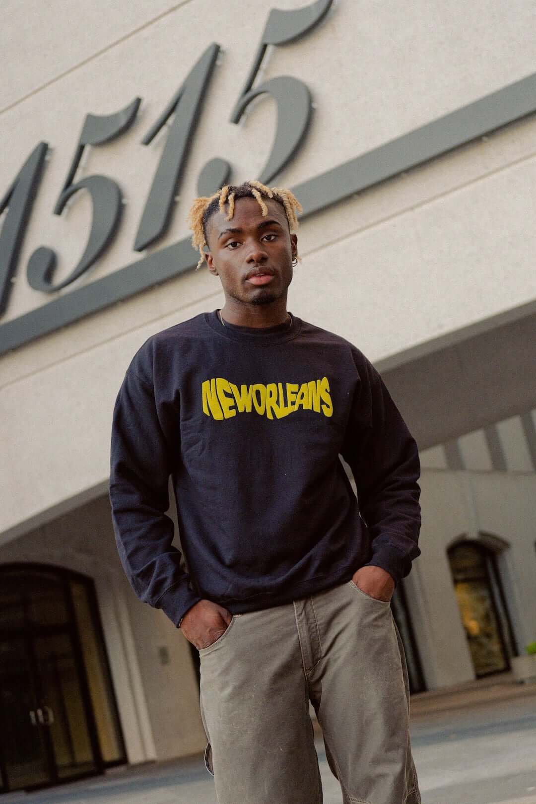 Nevermind Sweatshirt - Sweatshirt - DNO#color_black-yellow
