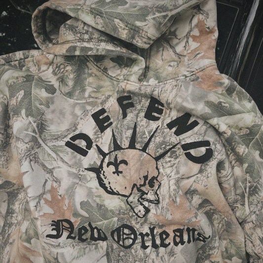 Defend Hoodie – Vintage Wood Camo
