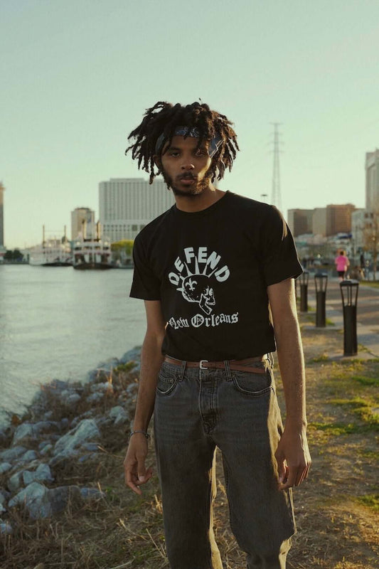 Classic T-Shirt - Shirt - DNO#color_black-white