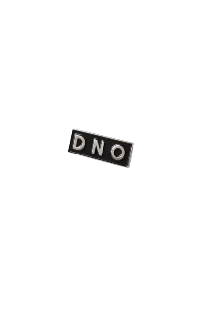 DNO Box Logo Pin - Pins - DNO#color_black