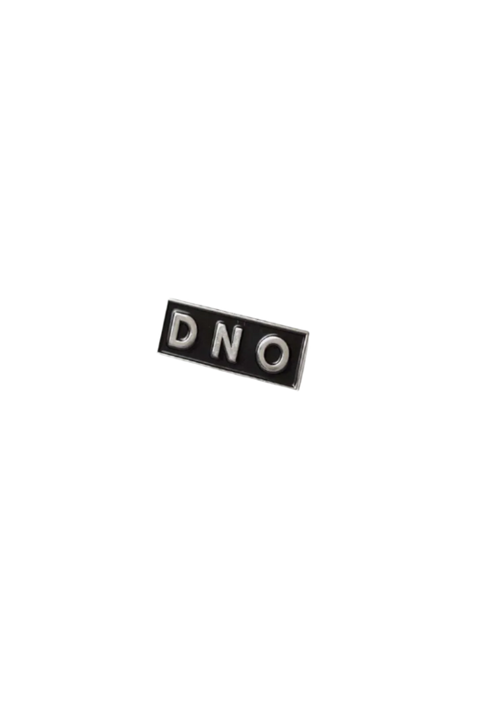 DNO Box Logo Pin - Pins - DNO#color_black
