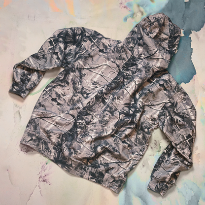 Defend Hoodie – Vintage Grey Camo